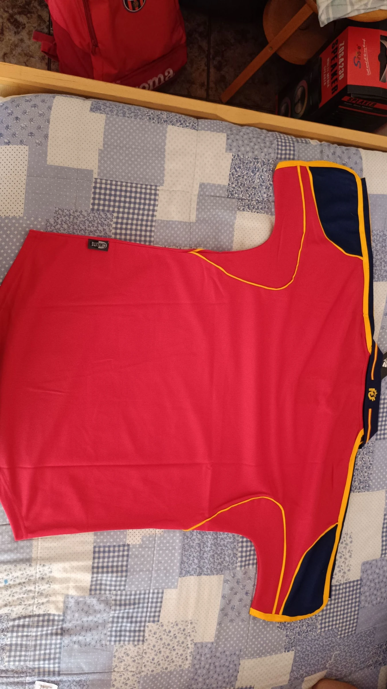 Camiseta da Espanha anos 90 tamanho M – photo 3